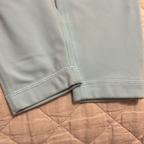 Lululemon Size 4 28” Align Leggings in an Icy Blue Color I Can’t Describe! - Picture 5 of 5